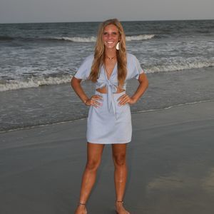 Meet your Posher, Avery